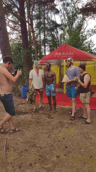 Fest2.jpg