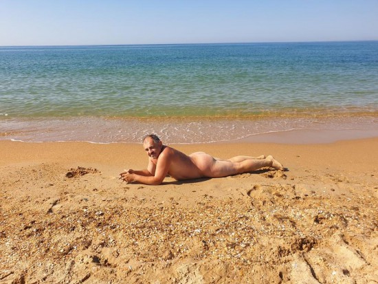 Я на солнышке лежу