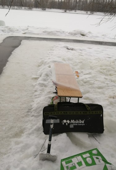 Баня начинается с лавочки.