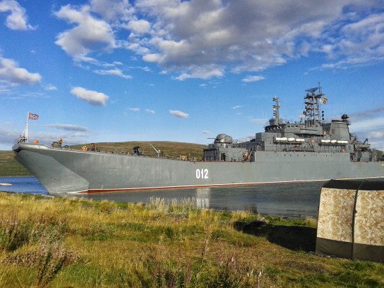 Как-то на Рыбачьем высадился морской десант. Предложили им попариться.