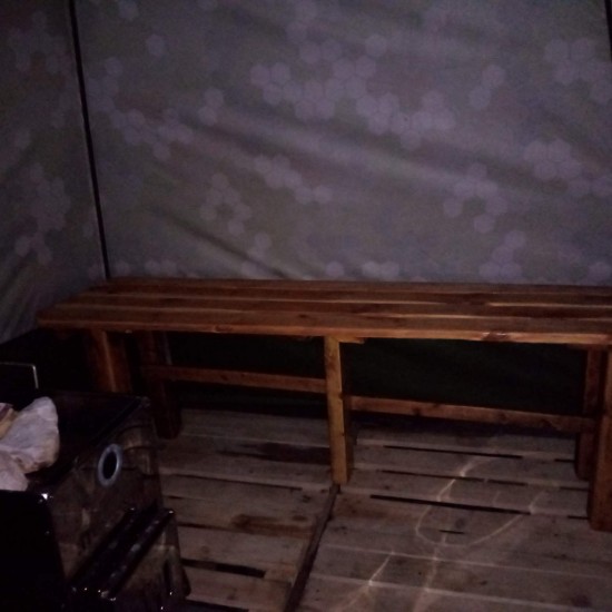 Обработал маслом