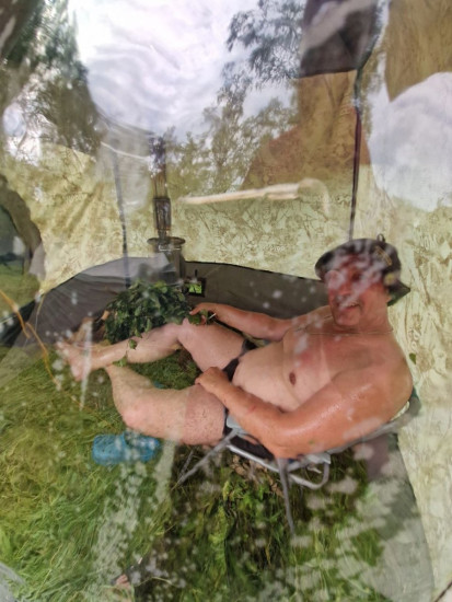 Счастливый,обладатель бани Моббиба .