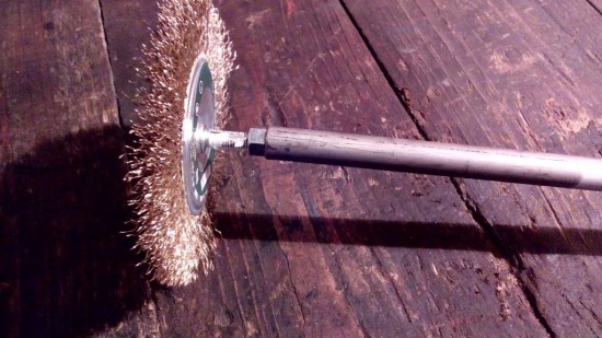 Запрессованная гайка