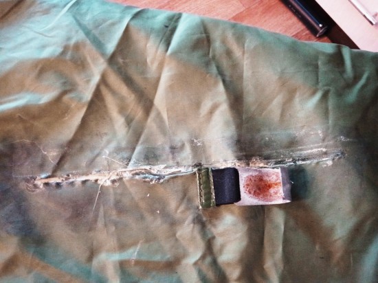 Клеим с внутренней стороны